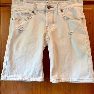Cabi White Distressed Denim Bermuda Shorts Women Size 0 Rolled Cuff